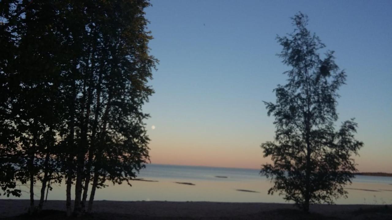 Lomakyla Kultahiekat Hotel Manamansalo Exterior foto